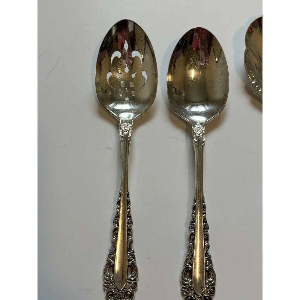 65 Piece Oneida Royal Grandeur Stainless Flatware Set